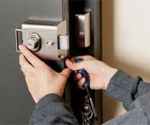 Gold Locksmith Store Franklin Park, IL 847-915-3492 - commercial-locksmith-service
